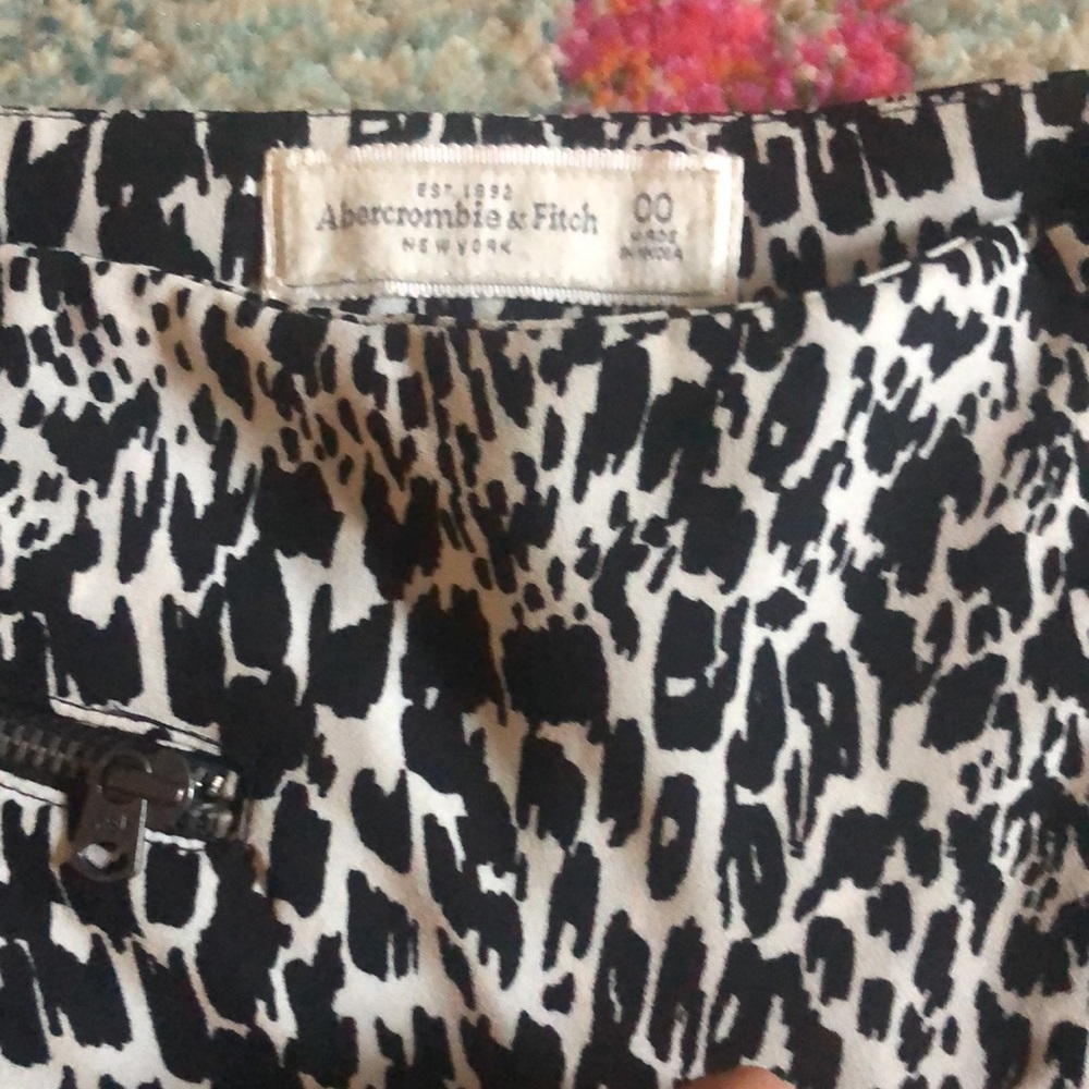 Skort - Picture 2 of 4